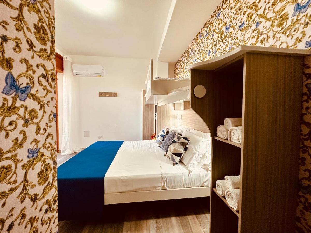 B&B The Sea - Family Rooms - Free Parking Tropea Esterno foto