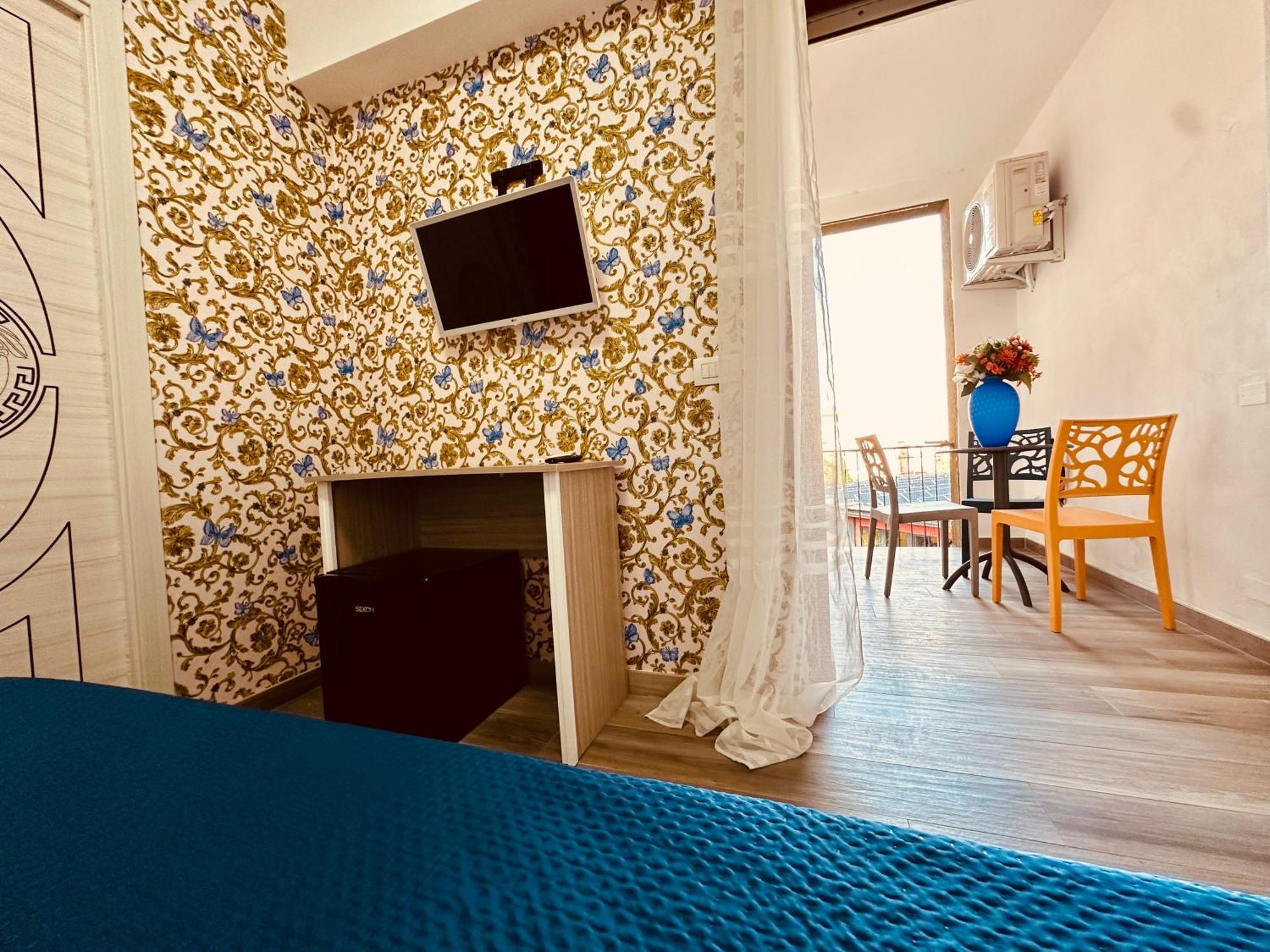 B&B The Sea - Family Rooms - Free Parking Tropea Esterno foto